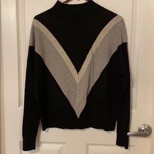 Nice, Comfortable, Fall sweater!! Only worn once!!